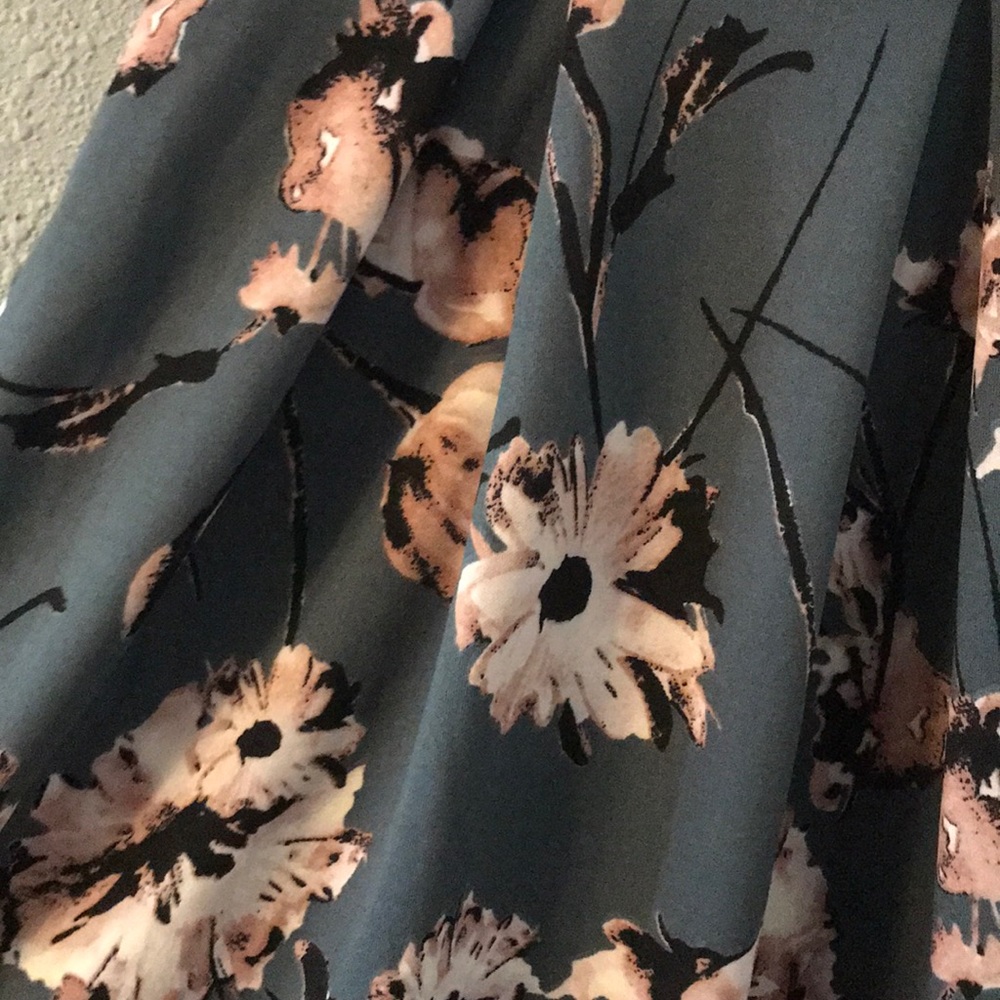 Skirt - Picture 2 of 2